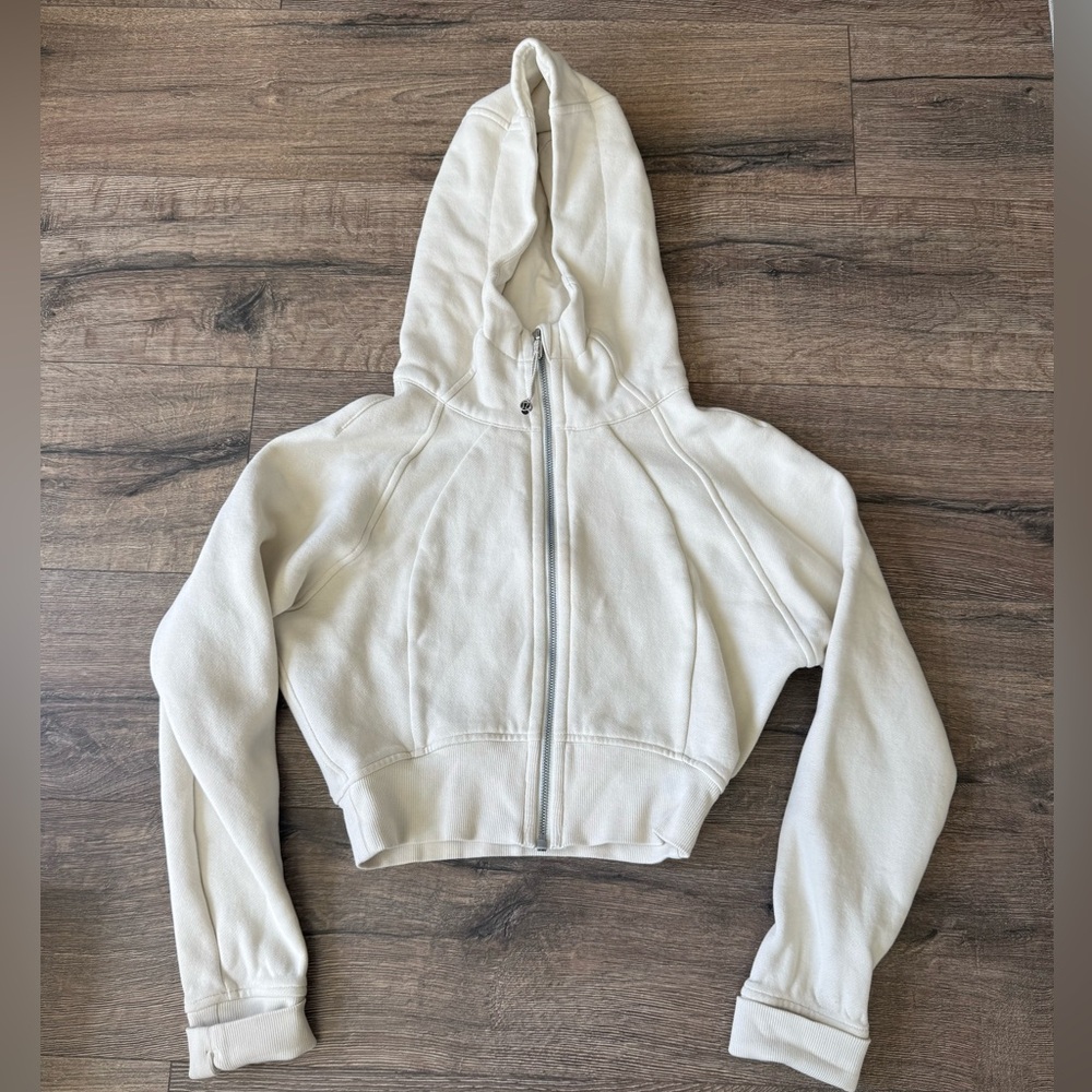 Lululemon Scuba Cream Zip-Up Cropped Hoodie size 0